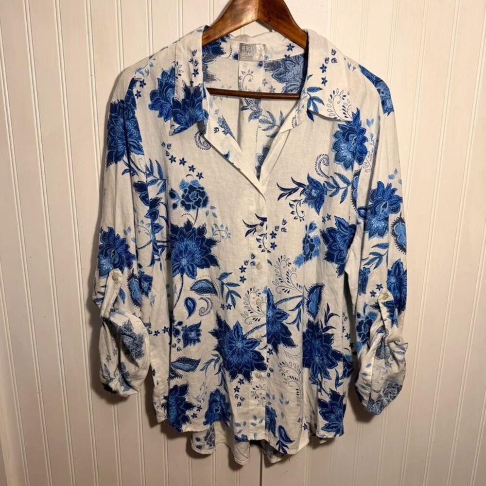 Linen blend Women’s Blouse plus sz 2X white blue floral Buttonup long sleeve